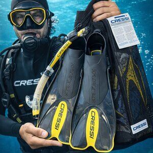 Cressi Snorkeling Set Fins Mask Snorkel w/ Mesh Bag & Manual – Size L-XL